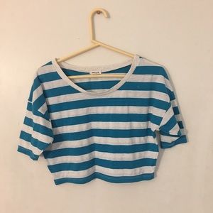 Crop top love culture striped blue and white